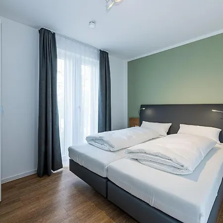 Deichhaeuser Anna Kueste Deichhaeuser Anna Kueste 8-20