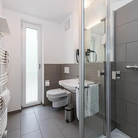 Deichhaeuser Anna Kueste Deichhaeuser Anna Kueste 8-20 아파트 벤세르시엘